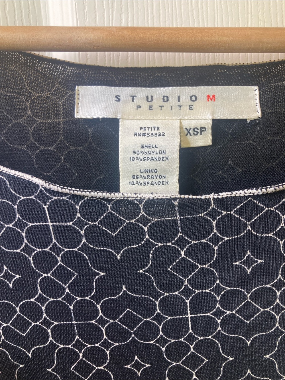 Max Studio Navy and Ivory Patterned Midi Dress - Picture 2 of 9